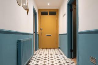 Bright & Modern 2-Bedroom Holiday Let in the Heart of Hawick - 5