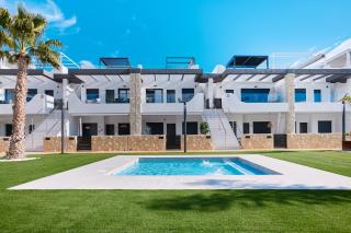 Luxury Penthouse in Punta Prima - by Welcomely - 9