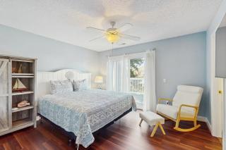 Livin' the Dream at 26th Ave N - 2