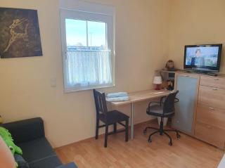 Sonniges Zimmer im Einfamilienhaus - Niederdorla - 1