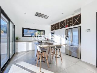 3980-Magnifique villa avec piscine - 2