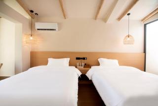 Longfu Rice Paddy Homestay - 9