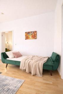 N&N Apartments - Stadt & Schlossblick mit eigenem Garten - 4