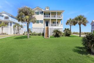 BEACH FRONT!!! Steps from the Beach - Fantastic Views - 0