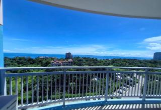 SeaRise Studio Pool Near Dusit Thani - Punta Engaño - 7