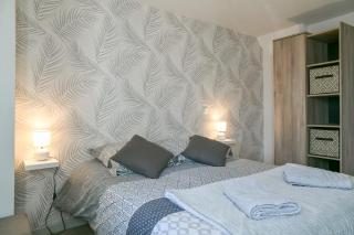 La Source Du Bonheur -Clim Parking - 1