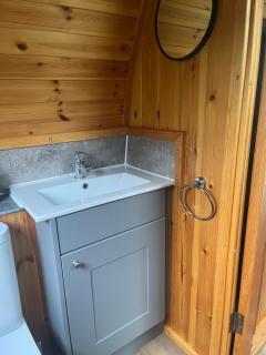 Mill House Farm Pods - Mallard View - 2