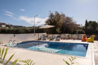 Special launch price!Family friendly Villa - 6
