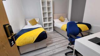 Beautiful Rooms Near Birminngham City Airport - Birmingham - 1