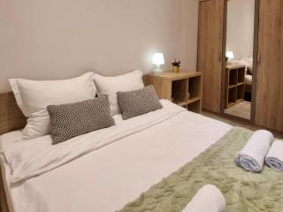 LARVOTTO Plage Monaco Varavilla - 0