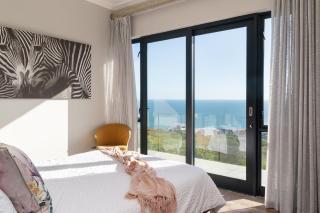 Luxury Home located on Pinnacle Point Golf Estate - 7