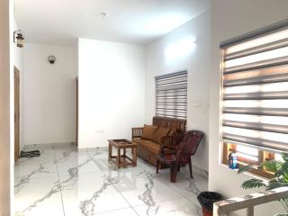 The white luxury Homestay - 3