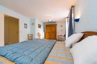 Une Poule Sur un mur, chambre d'hôte à Soulosse - 2