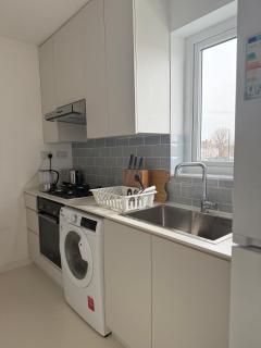 Private Rooms Near Acton Main Line Elizabeth Line to Central London - 5