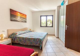 Comodità di una recente costruzione con posto auto - 1