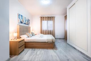 Apartamento Altos de Banús 2 - 0