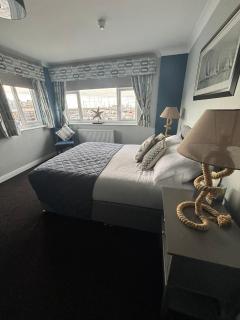 Salt on the Harbour - 4