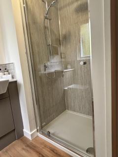 Bracken Lodge 8 with Hot Tub - 1