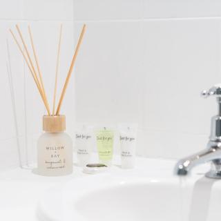 Spacious 3 Bed House - Garden - Free Street Parking - Harborne Birmingham - Netflix 122GN - Birmingham - 1