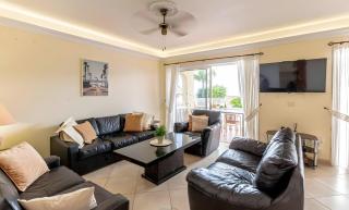 Spacious Villa Victoria Heated Pool - 2