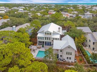 Blue Water Haven - 3