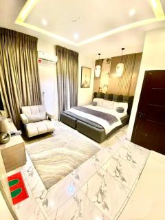 Views Apartment and Restaurant - 2