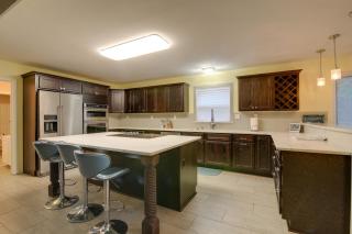 Private and Spacious Lakefront Home in Memphis! - 4