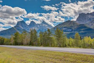 Charming Condo In The Heart Of Canmore - 7