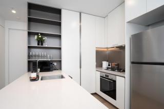 Luxe City Family Suite with Heated Pool Gym - 3