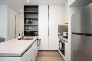 Luxe City Family Suite with Heated Pool Gym - 2