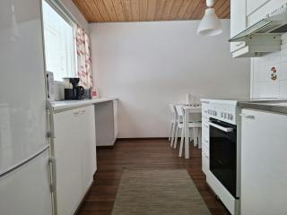 Spacious Apartment for 5 - 0