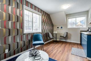 Cozy and Stylish Stay in Mountain View Condo - 1