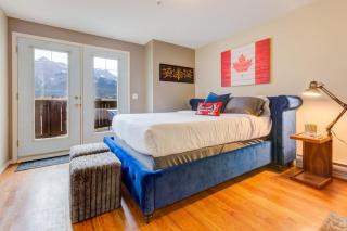 Cozy Condo in the Heart of Canmore - 8
