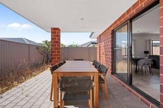 The Sunlit Expansive Hideaway - 6