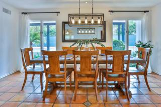 Sherman Oaks Tennis Estate with Pool + Spa - 1