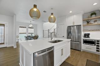 Beachside Cottage, Private pool close to beach - 1