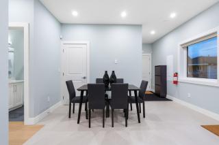 Modern 6BR Home - Perfect for Groups & Families - 2