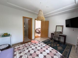 Private Suite and Rooftop - Charming Villa in Tangier - 9