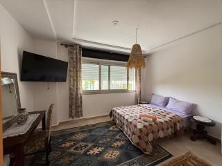 Private Suite and Rooftop - Charming Villa in Tangier - 6