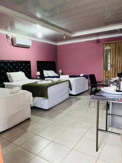AA Nkhumeleni Guesthouse and Accomodation - 3