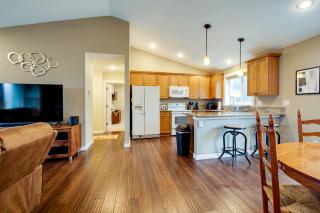 Less Than 2 Blocks to Beach! Pet-Friendly Home in Moclips - 1