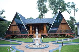 Parijatha Glass Cottage - 9