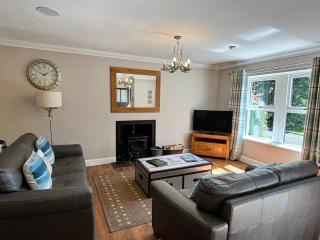 Maple Cottage with Hot Tub - Cupar - 3