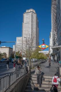 Tower of Madrid Sky Boutique - 4