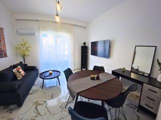 Estell Luxury Living - 8