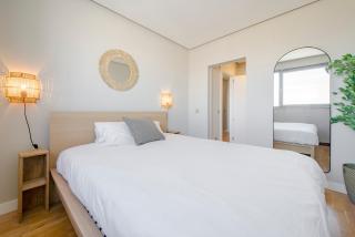 Sky Living para 4 con Parking en Sanchinarro - 6