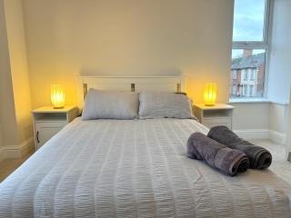 Central Aldershot Private room, Near Station & Town Centre - 0