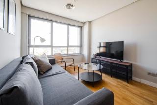 Sky Living para 4 con Parking en Sanchinarro - 1