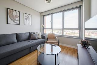 Sky Living para 4 con Parking en Sanchinarro - 1