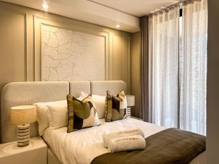 Luxe 4608 Ellipse Waterfall - 1